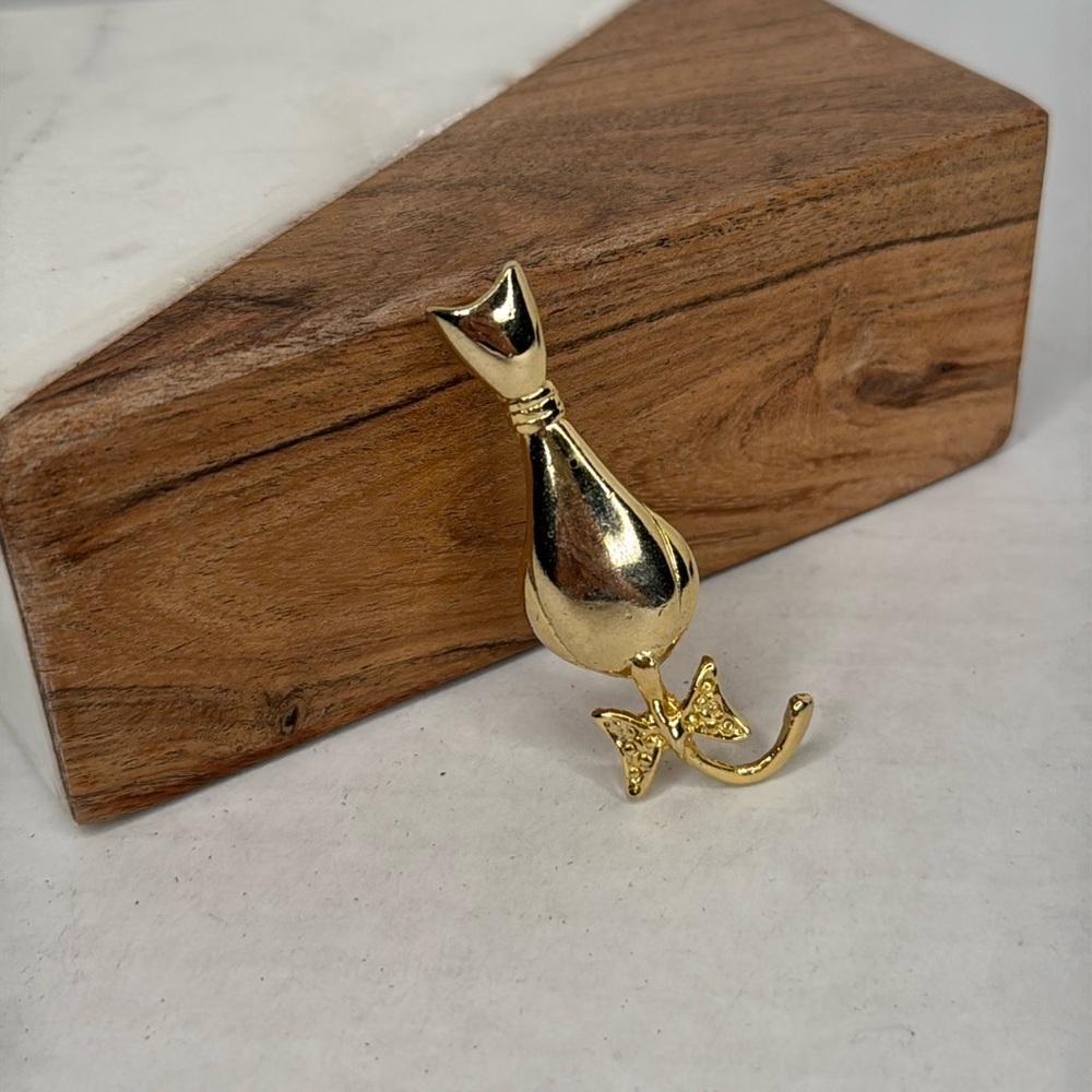 Vintage Gold Cat Brooch with Bow lot B 28